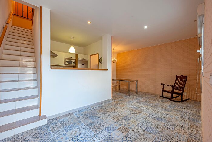 Casas en venta y pisos alquiler - 2