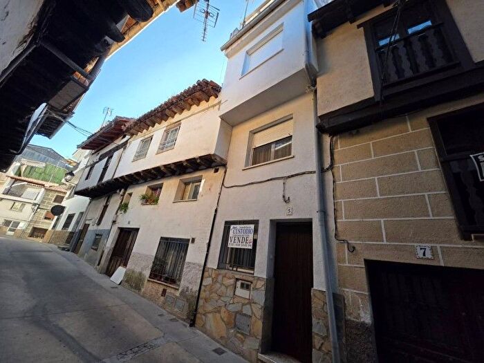 Casas en venta y pisos alquiler - 1