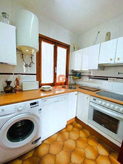 Casas en venta y pisos alquiler - 2