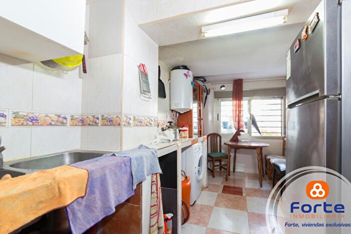 Casas en venta y pisos alquiler - 2