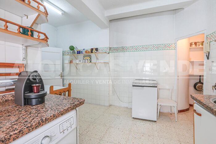 Casas en venta y pisos alquiler - 2