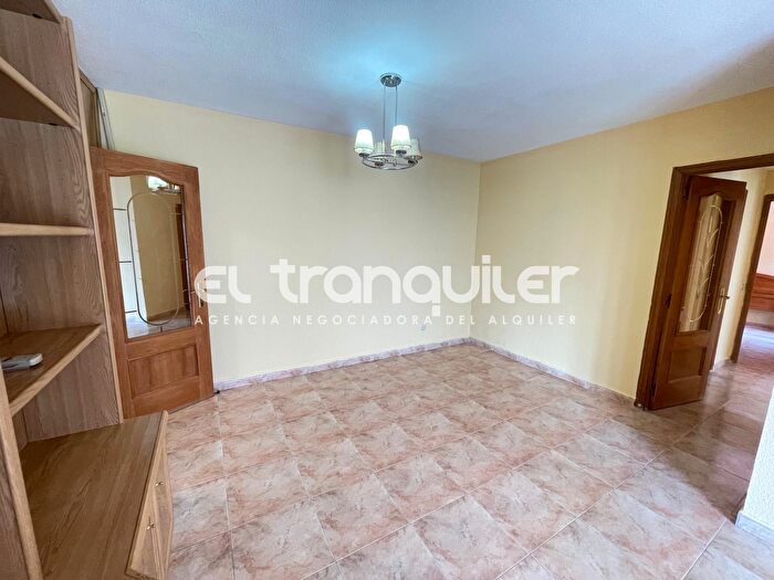 Casas en venta y pisos alquiler - 2
