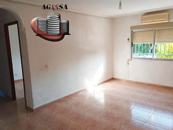 Casas en venta y pisos alquiler - 1