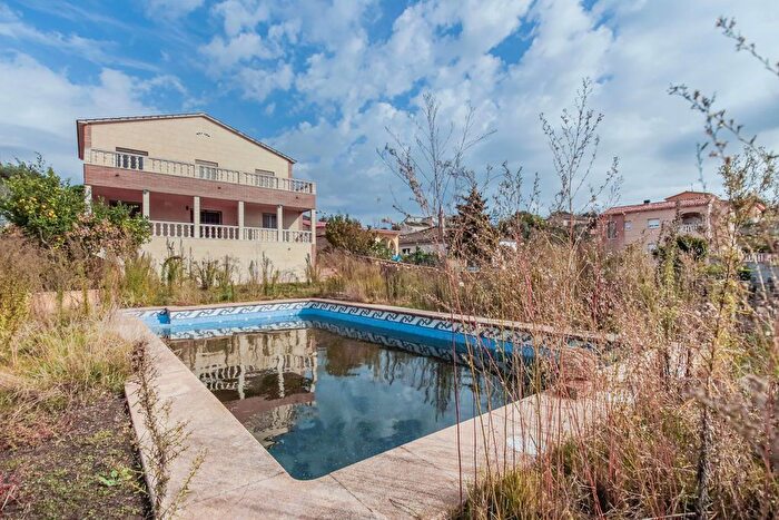 Casa en venta en Mas Mel, Calafell de 6 habitaciones
