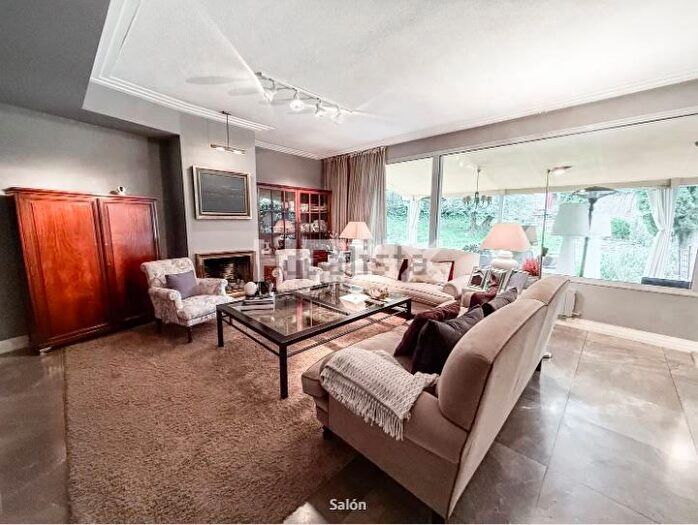 Casas en venta y pisos alquiler - 3