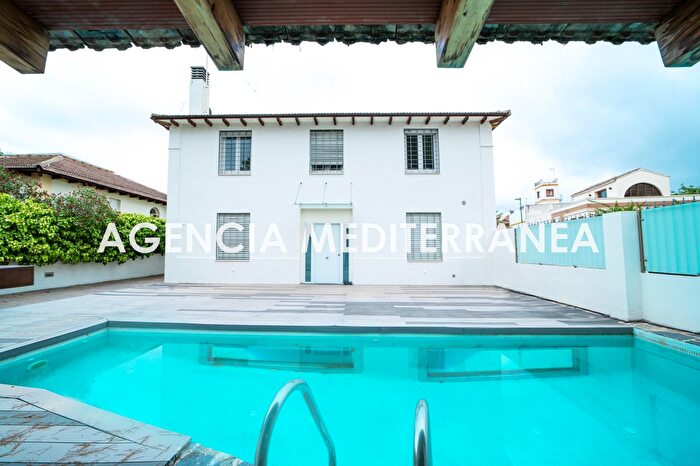 Casas en venta y pisos alquiler - 1
