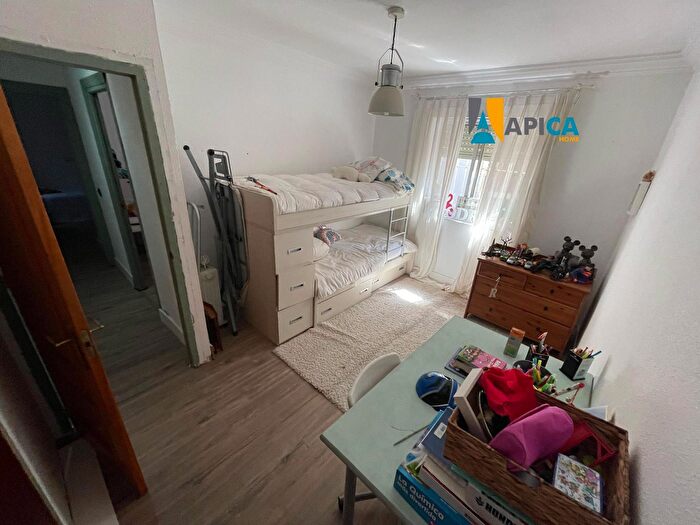 Casas en venta y pisos alquiler - 2