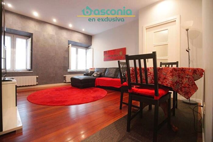 Casas en venta y pisos alquiler - 1