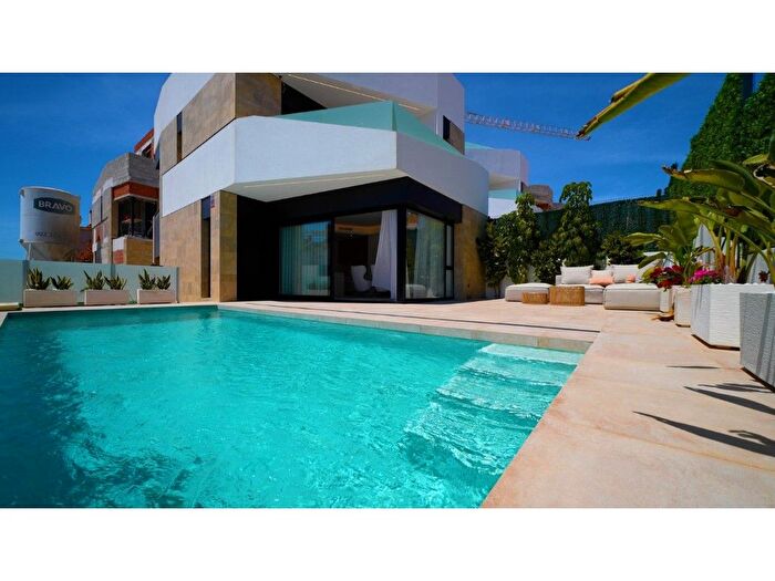 Casa en venta en Orihuela Costa, La Florida de 3 habitaciones