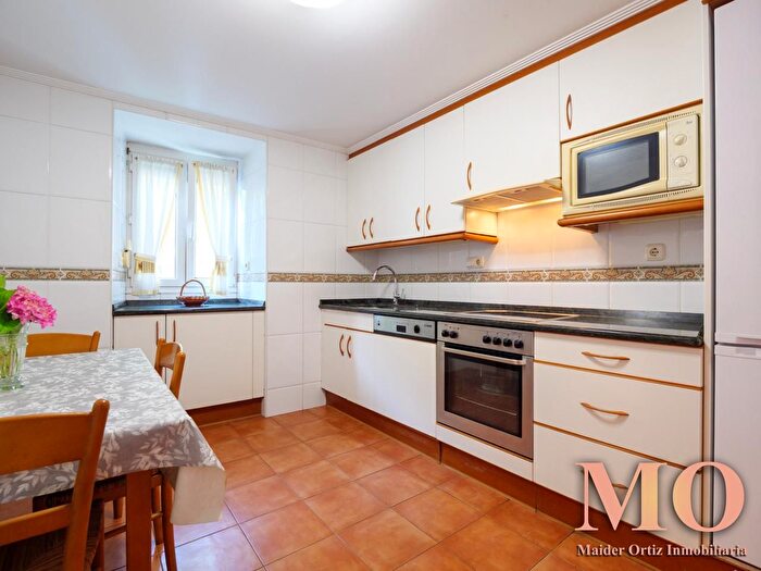Casas en venta y pisos alquiler - 2
