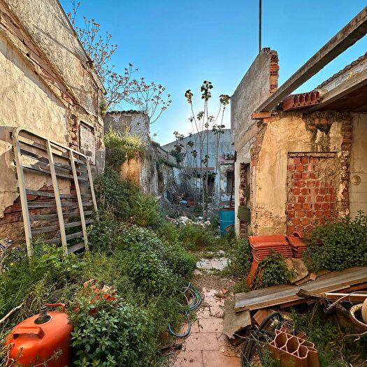 Casas en venta y pisos alquiler - 2