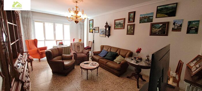Casas en venta y pisos alquiler - 1