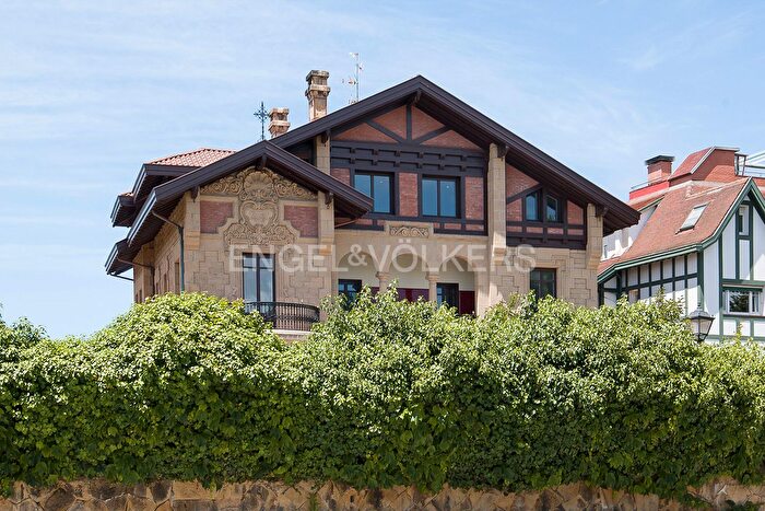 Casas en venta y pisos alquiler - 1