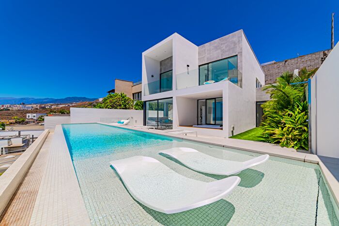 Casa en venta en Ofra Costa Sur, Buenos Aires Chamberí Las Moraditas de 3 habitaciones