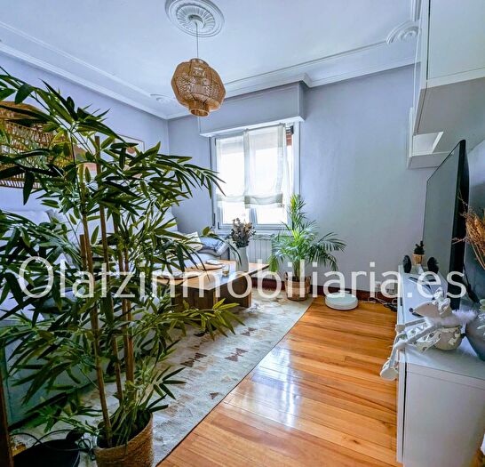 Casas en venta y pisos alquiler - 2
