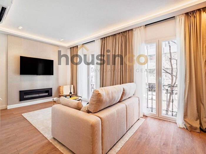 Casas en venta y pisos alquiler - 1