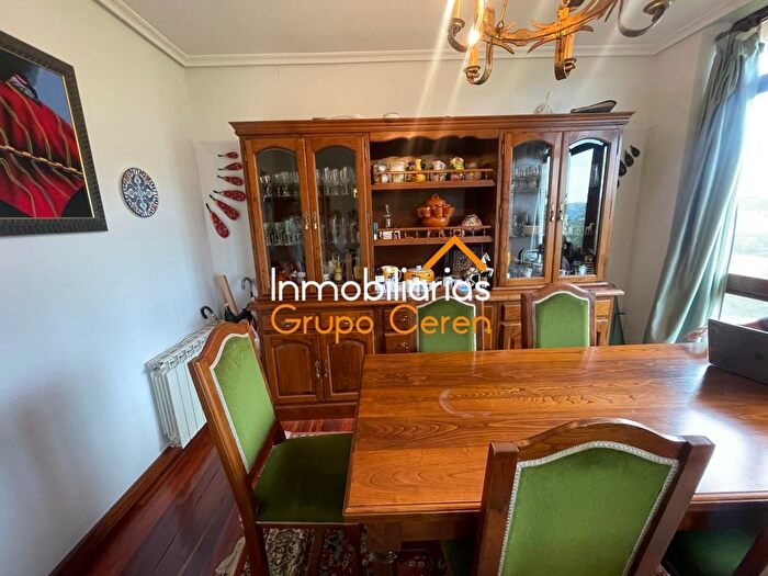 Casas en venta y pisos alquiler - 3