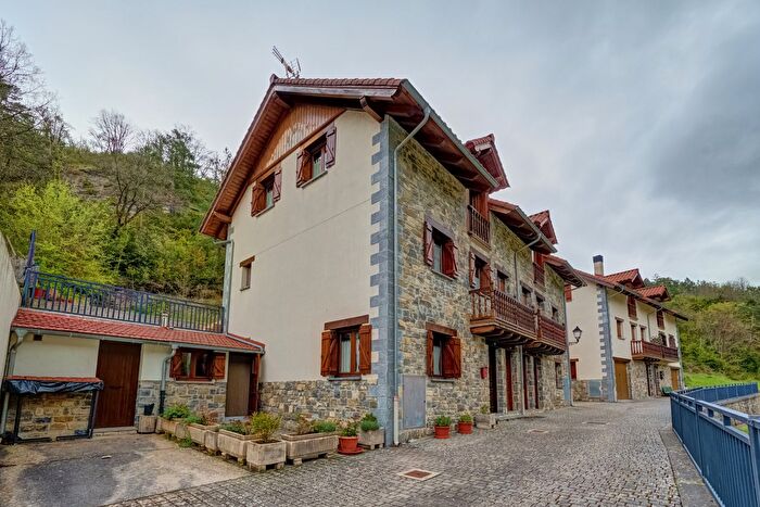 Piso en venta en Garde, Navarra de 2 habitaciones
