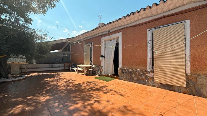 Casas en venta y pisos alquiler - 1