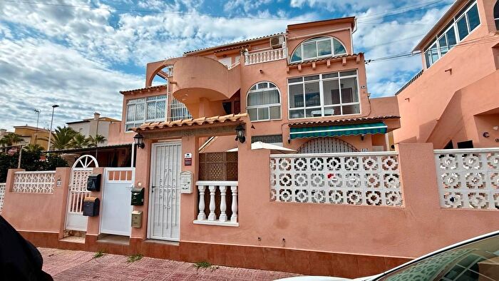 Casa en venta en Playa de los Locos, Zona los Frutales de 2 habitaciones