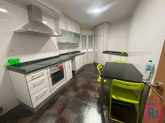 Casas en venta y pisos alquiler - 2