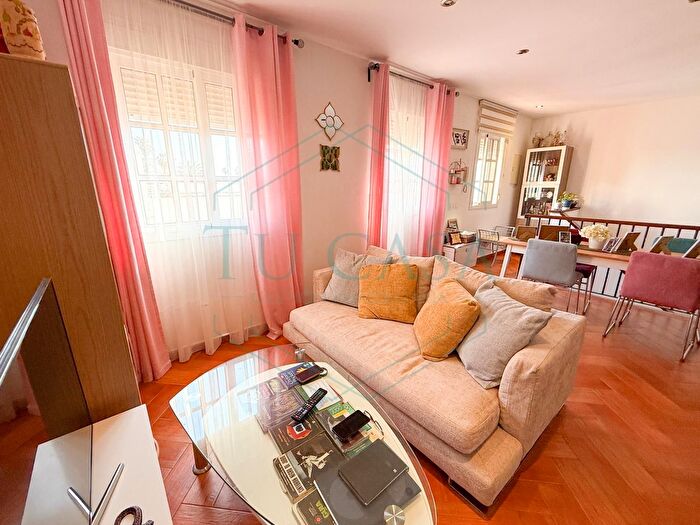 Casas en venta y pisos alquiler - 2