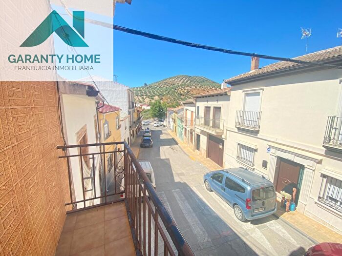 Casas en venta y pisos alquiler - 2