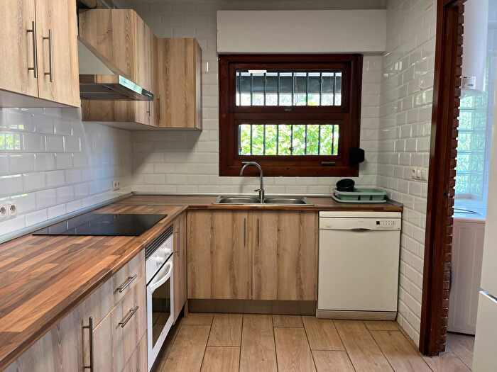 Casas en venta y pisos alquiler - 2