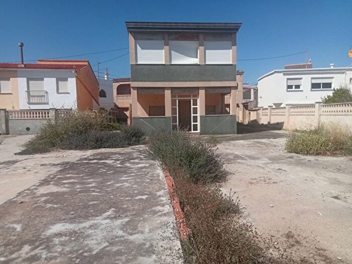 Casa en venta en Grau de Gandia Venecia Marenys de Rafalcaid, Gandia de 17 habitaciones