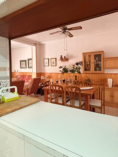 Casas en venta y pisos alquiler - 2