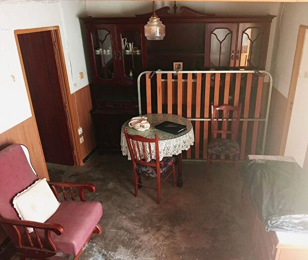 Casas en venta y pisos alquiler - 1