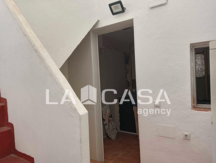 Casas en venta y pisos alquiler - 2