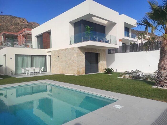 Casa en venta en Golf Bahía, Finestrat de 3 habitaciones
