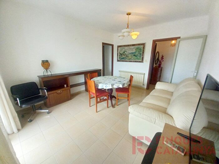 Piso en venta en Sarrià de Ter, Girona de 3 habitaciones