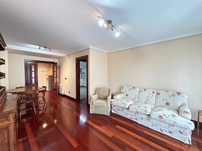 Casas en venta y pisos alquiler - 2