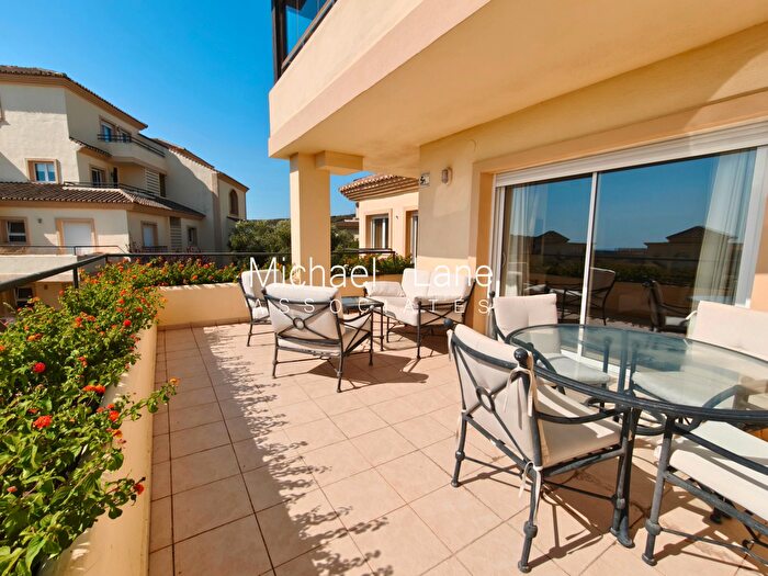Piso en venta en Sotogrande Alto, Sotogrande de 3 habitaciones