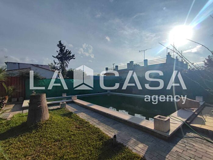 Casa en venta en Oromana, Alcalá de Guadaira de 3 habitaciones