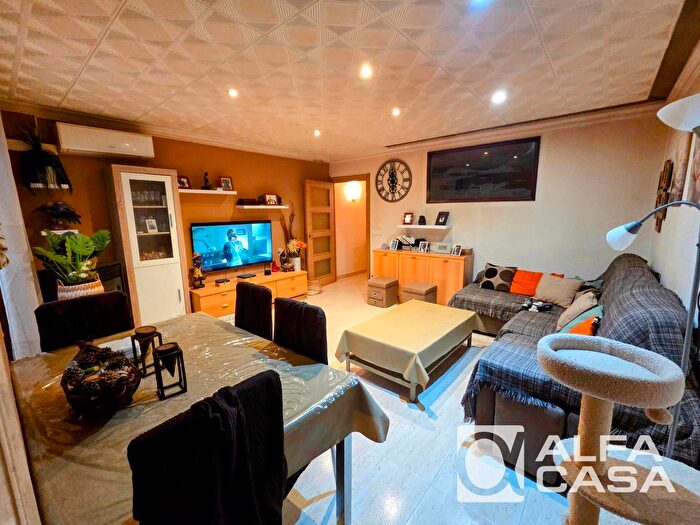 Piso en venta en Mont Ferrant Joan Carles I, Blanes de 3 habitaciones