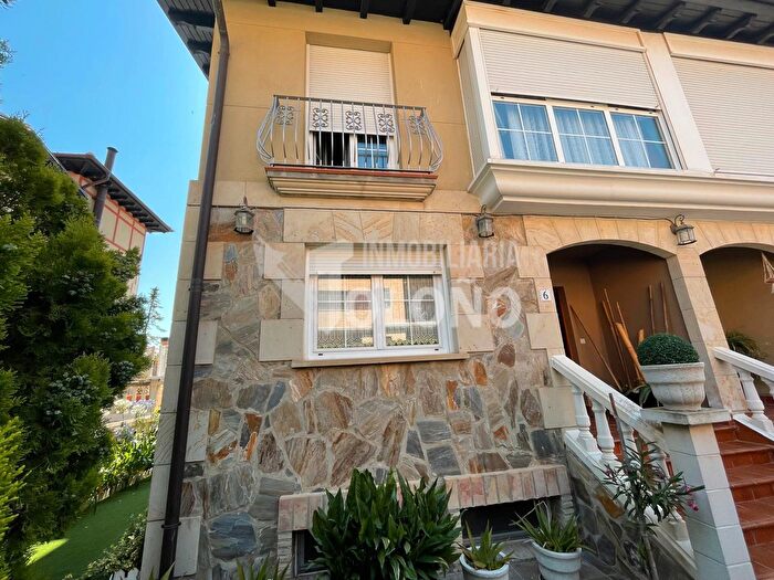 Casas en venta y pisos alquiler - 3