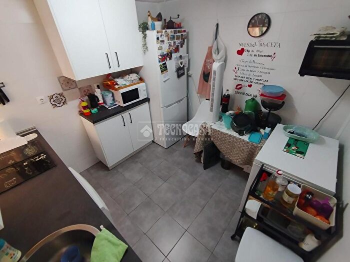 Casas en venta y pisos alquiler - 2