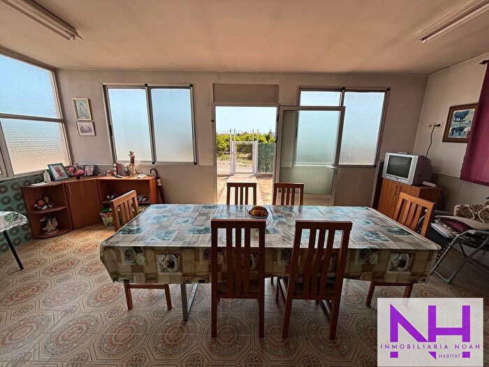 Casas en venta y pisos alquiler - 2