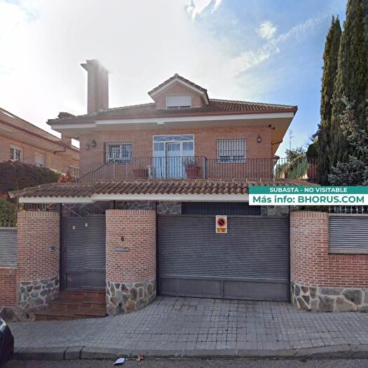Casa en venta en Parque Coimbra, Móstoles de 3 habitaciones