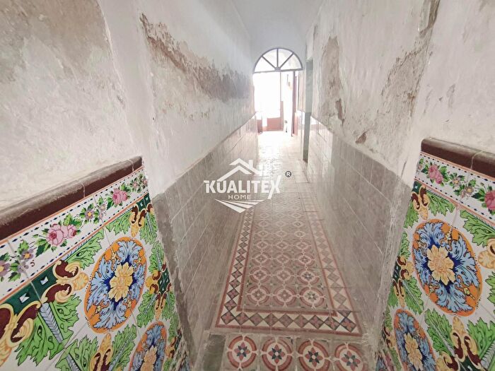 Casas en venta y pisos alquiler - 3