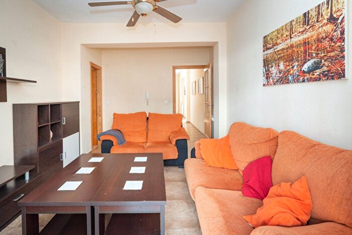Piso en venta en Ronda, Fígares de 4 habitaciones