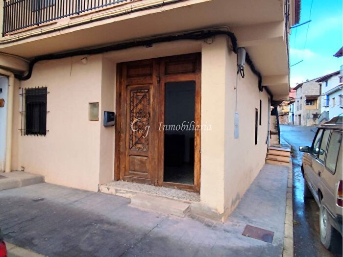 Piso en venta en Aragón, Teruel de 3 habitaciones