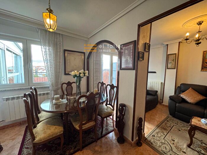 Casas en venta y pisos alquiler - 1