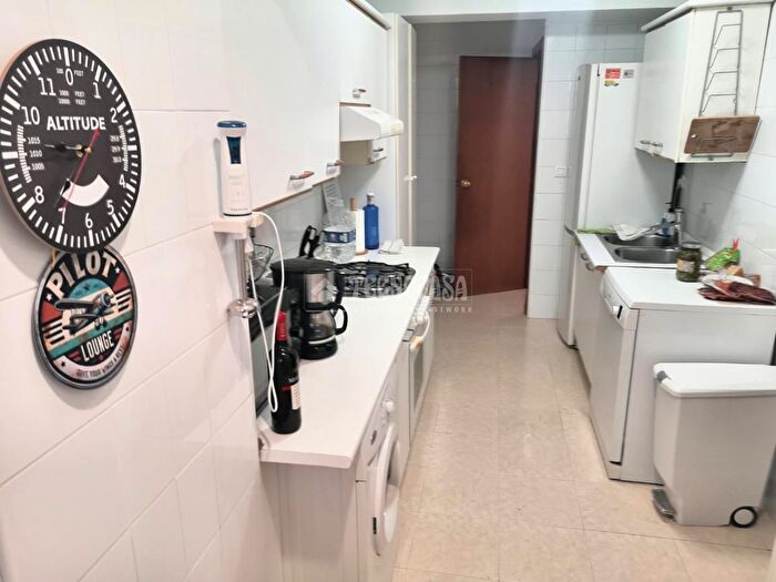 Casas en venta y pisos alquiler - 1