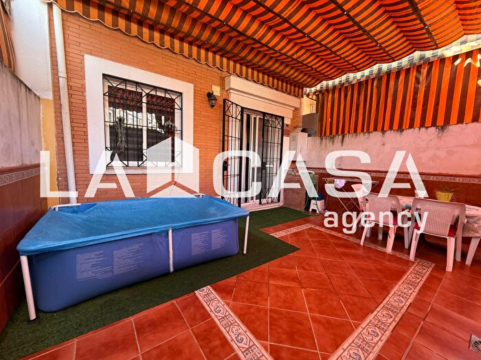 Casas en venta y pisos alquiler - 1