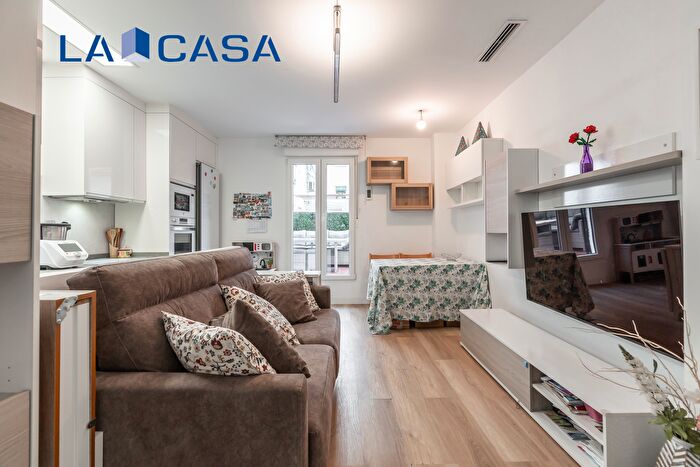 Casas en venta y pisos alquiler - 3