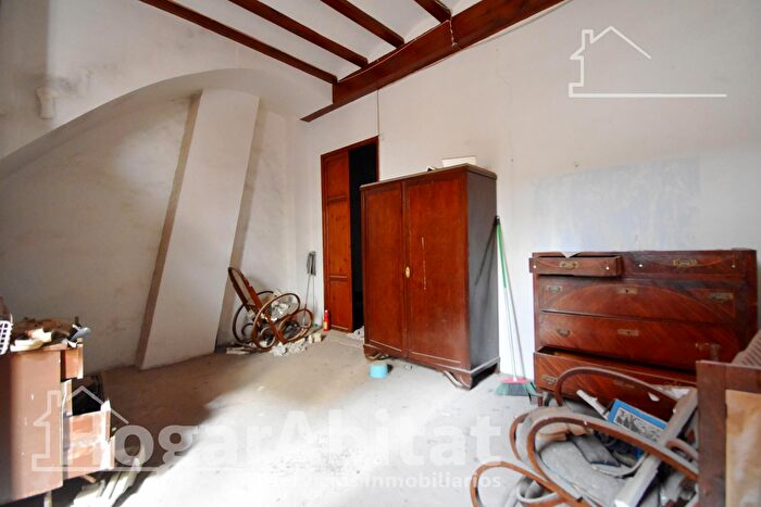 Casas en venta y pisos alquiler - 2